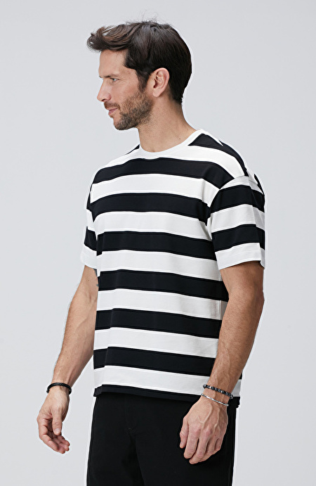 Siyah Beyaz T-shirt_3