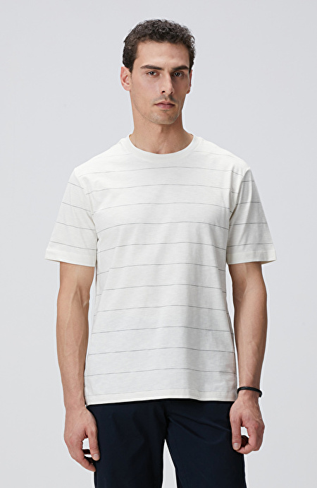 Kırık Beyaz T-shirt