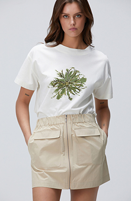 N-Tech Kırık Beyaz T-shirt