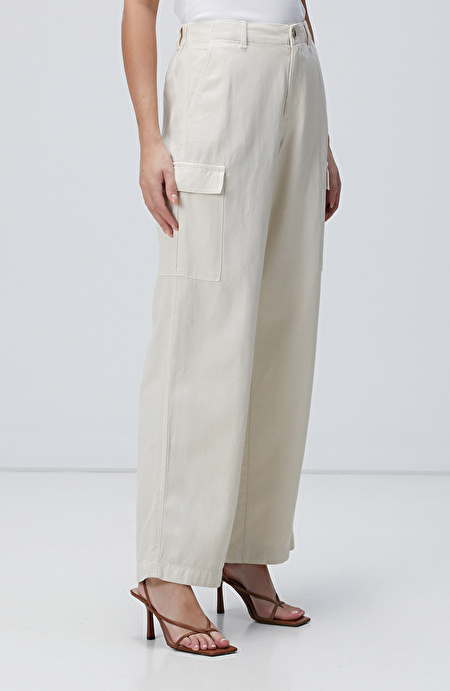 Kırık Beyaz Tencel Karışımlı Casual Pantolon_2