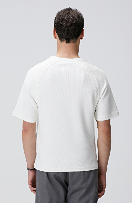 Kırık Beyaz T-shirt_4