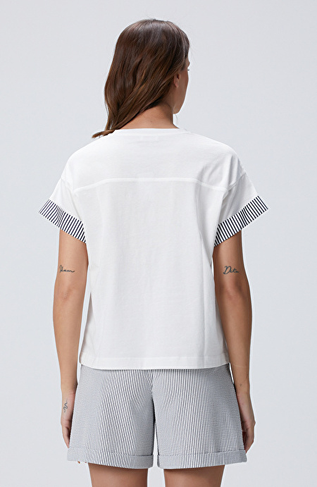 Kırık Beyaz T-shirt_4