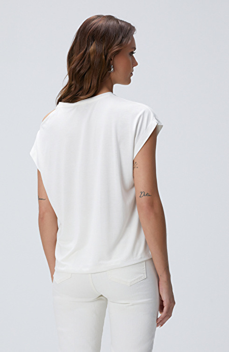 Kırık Beyaz T-shirt_4