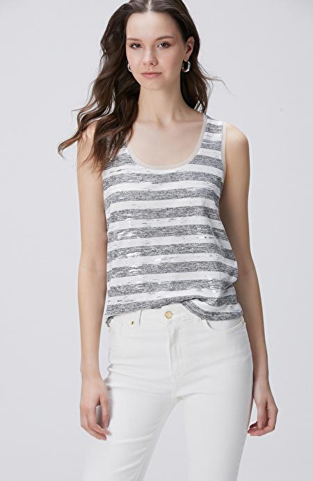 Beyaz Gri T-shirt_3