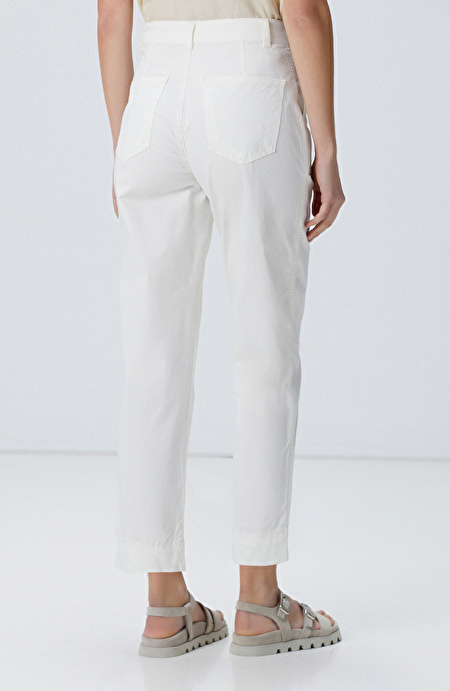 Kırık Beyaz Casual Pantolon_4