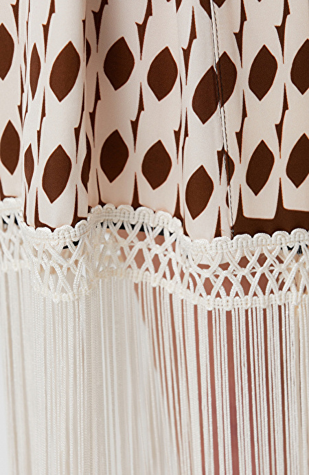Siyah Püsküllü Desenli Kaftan_5
