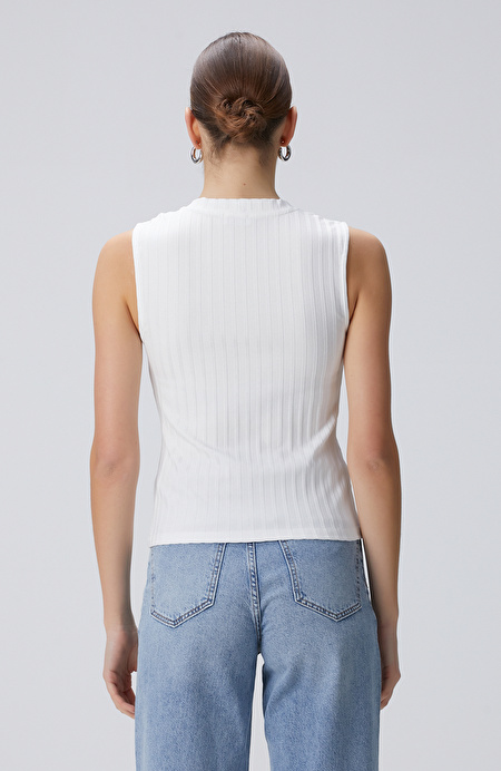 Kırıkbeyaz T-shirt_4