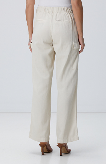 Kırık Beyaz Tencel Karışımlı Casual Pantolon_3