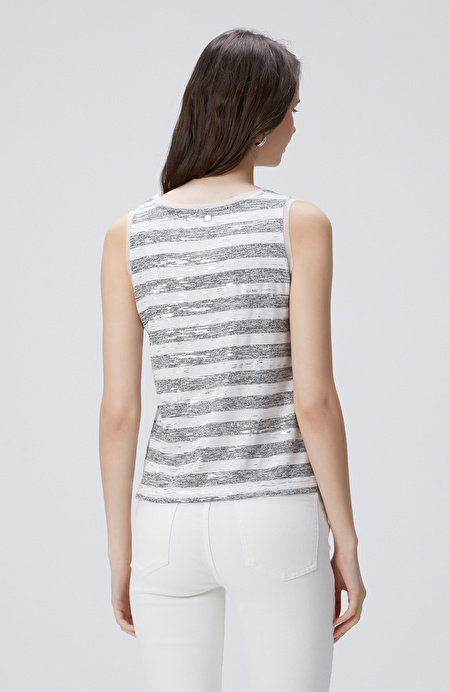 Beyaz Gri T-shirt_4
