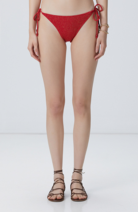 Kırmızı Bikini Altı_2