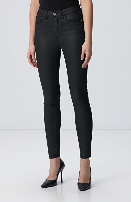 Siyah Kaplamalı Skinny Kalıp Denim Pantolon_2
