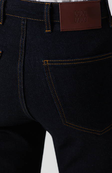 İndigo Aksesuarlı Flare Kalıp Denim Pantolon_6