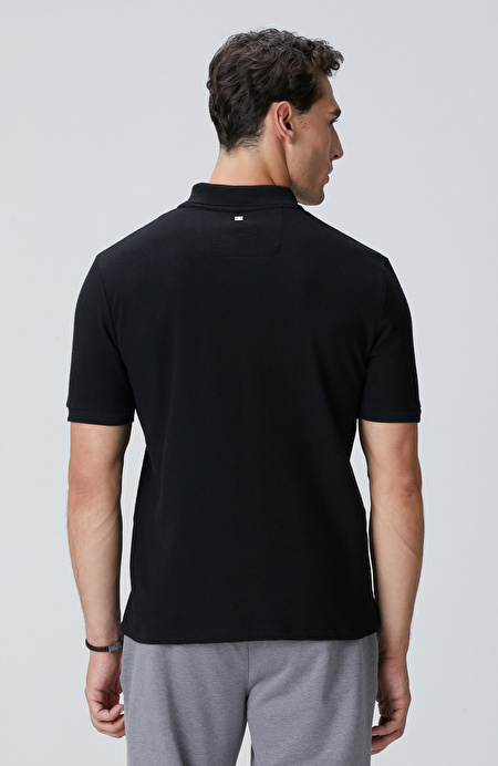 Siyah Çıtçıtlı Jakar Desen Kırılmaz Desen T-shirt_4