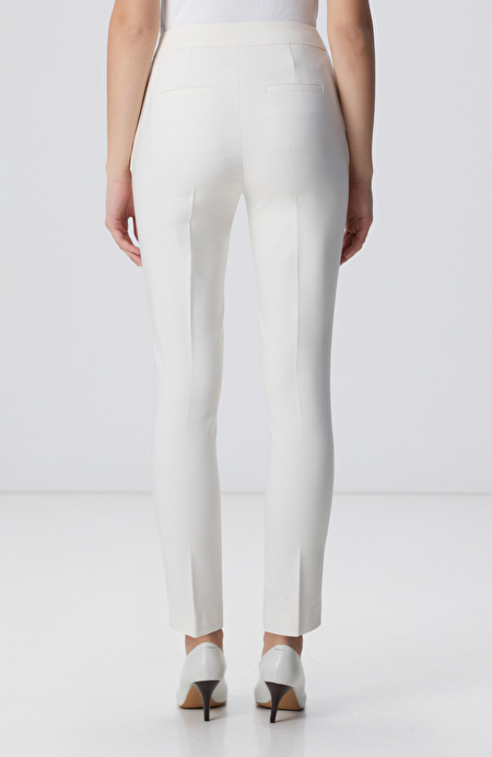 Kırık Beyaz Basic Pantolon_4