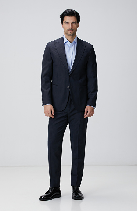 Siyah Çizgili Yün Takım Elbise