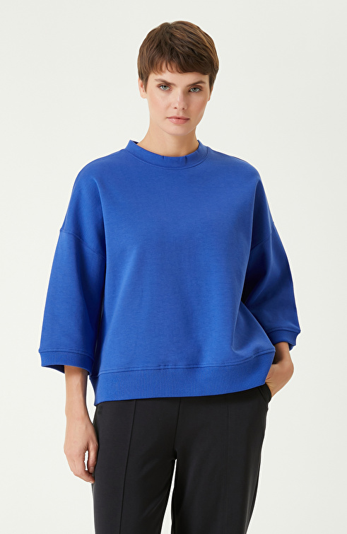 Saks Sweatshirt