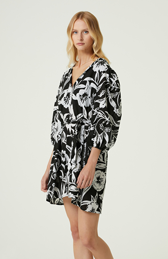 Siyah Beyaz Karışık Desenli Pareo