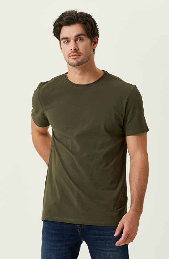 Haki Basic T-Shirt