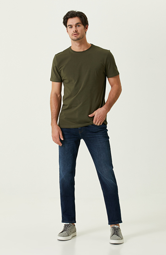 Haki Basic T-Shirt