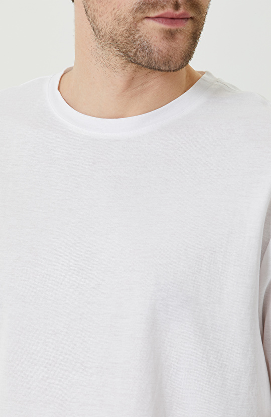 Beyaz T-shirt