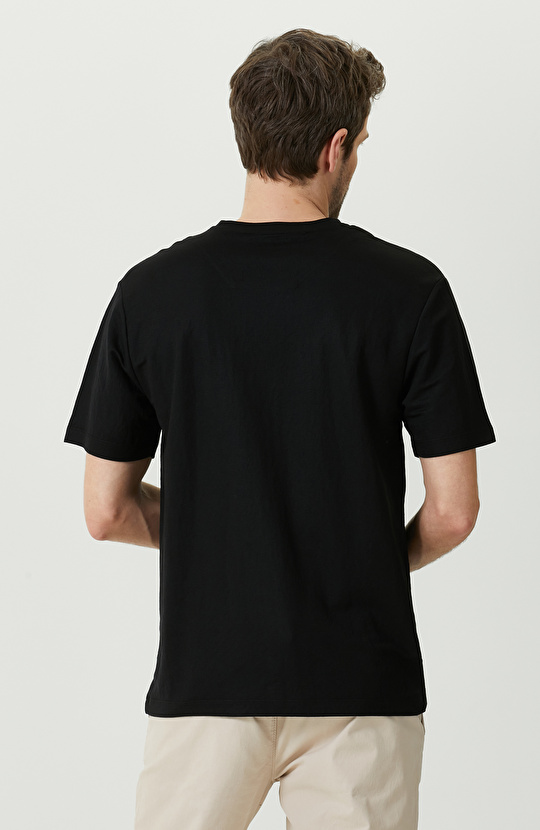 Siyah Kısa Kollu Bisiklet Yaka T-Shirt