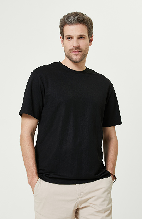 Siyah Kısa Kollu Bisiklet Yaka T-Shirt