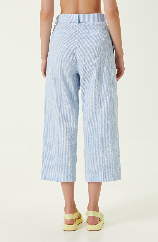 Mavi Beyaz Çizgili Pantolon