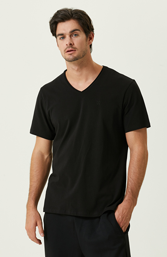 Siyah V Yaka T-shirt