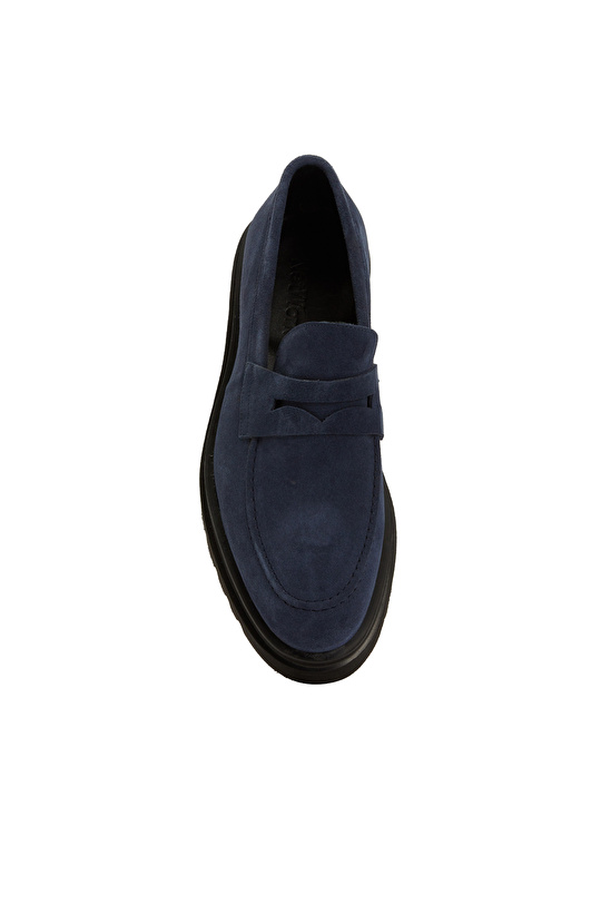 LOAFER