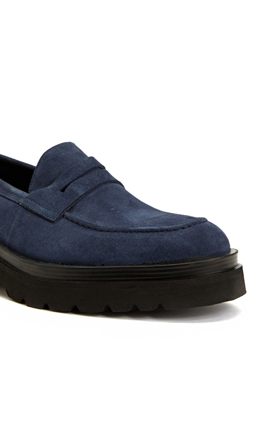 LOAFER