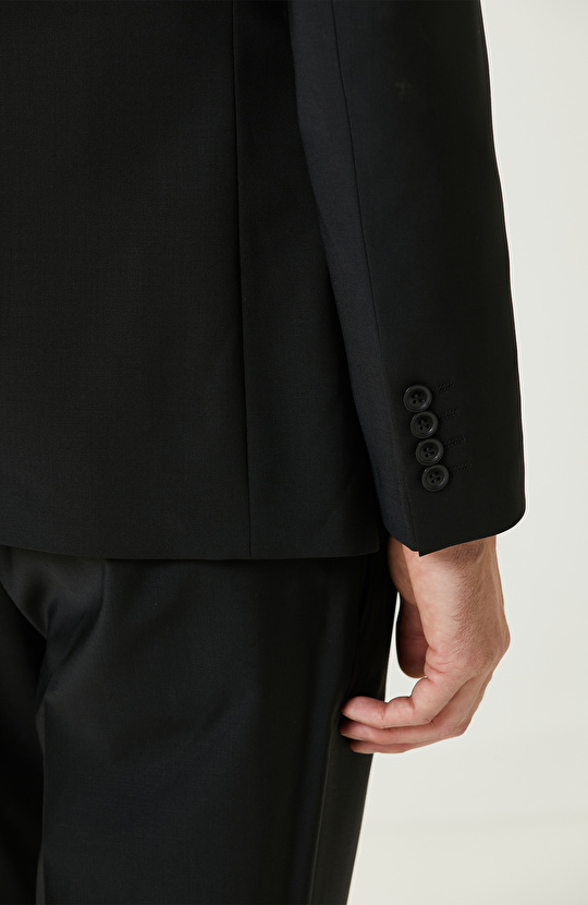 Siyah Yün Karışımlı Takım Elbise