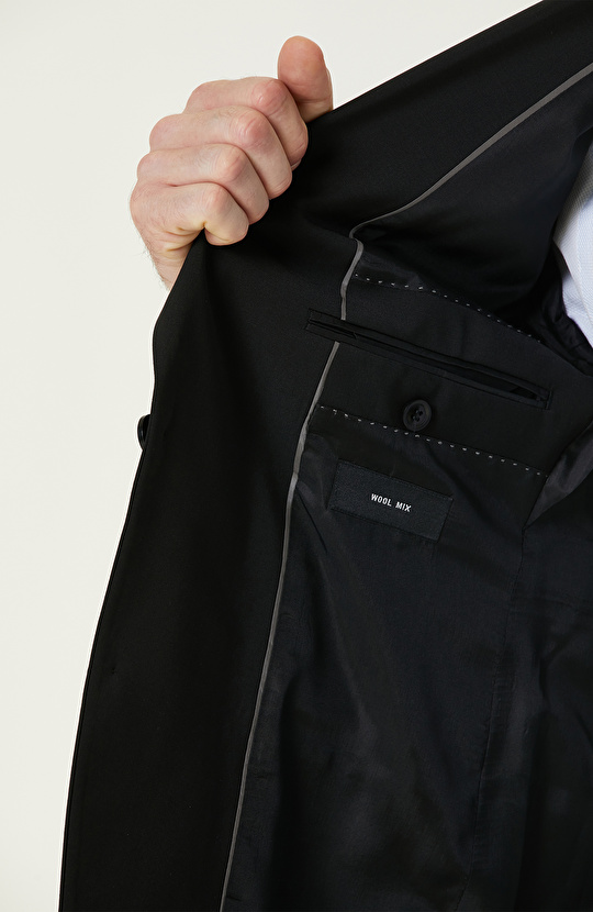 Siyah Yün Karışımlı Takım Elbise