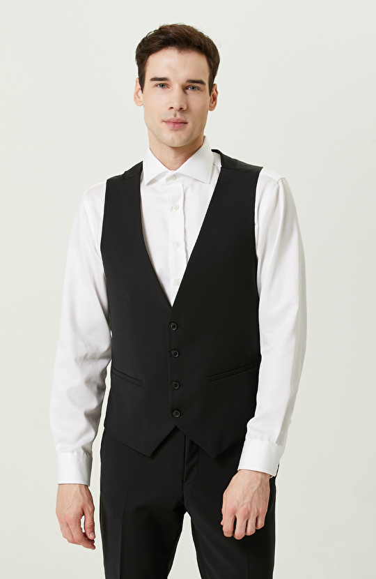 Siyah Yün Yelekli Takım Elbise