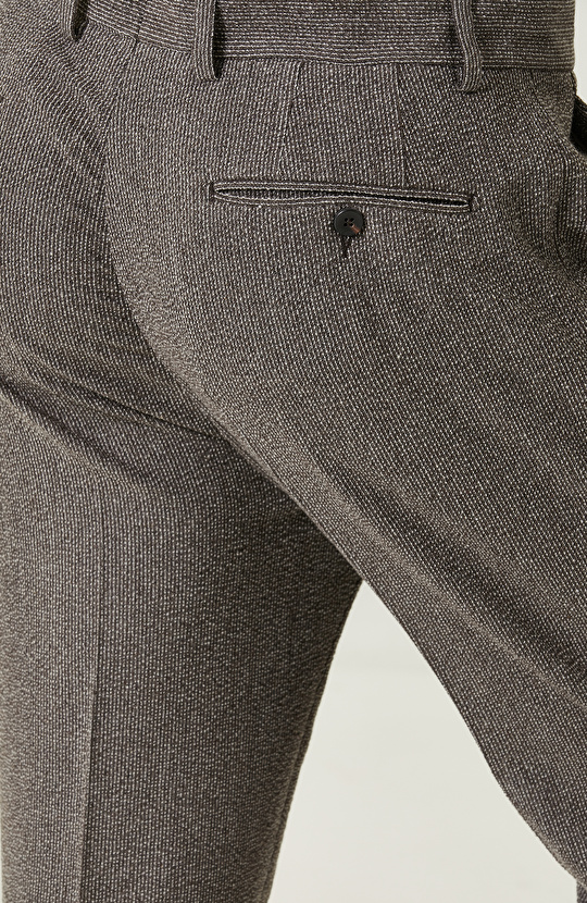 Düz Paça Çizgili Bej Pantolon