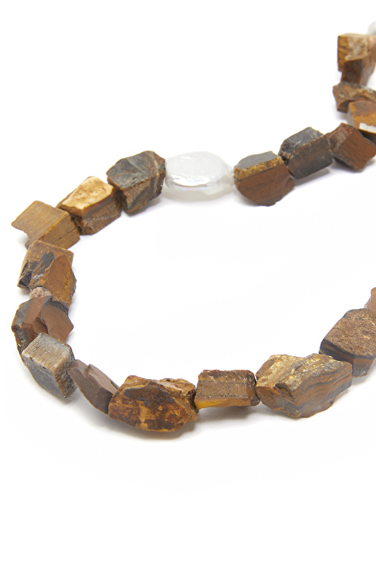 Kahverengi Kadın Kolye