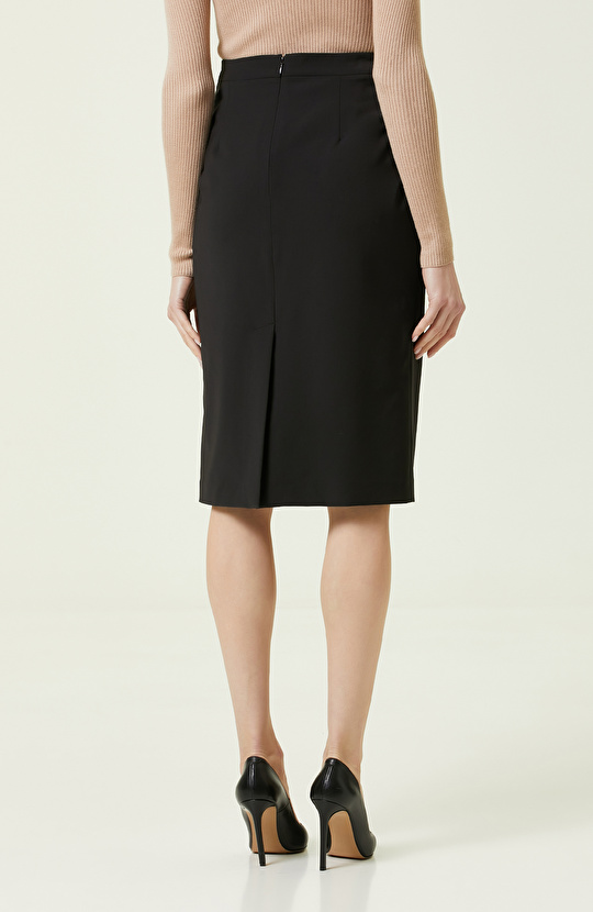 Siyah Diz Boyu Kalem Etek