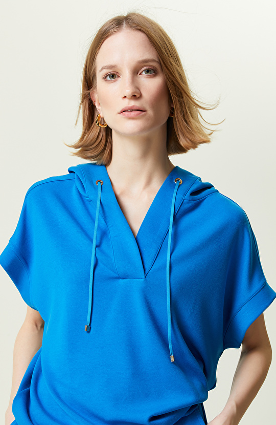 Saks Mavisi Kısa Kollu Kapüşonlu Sweatshirt