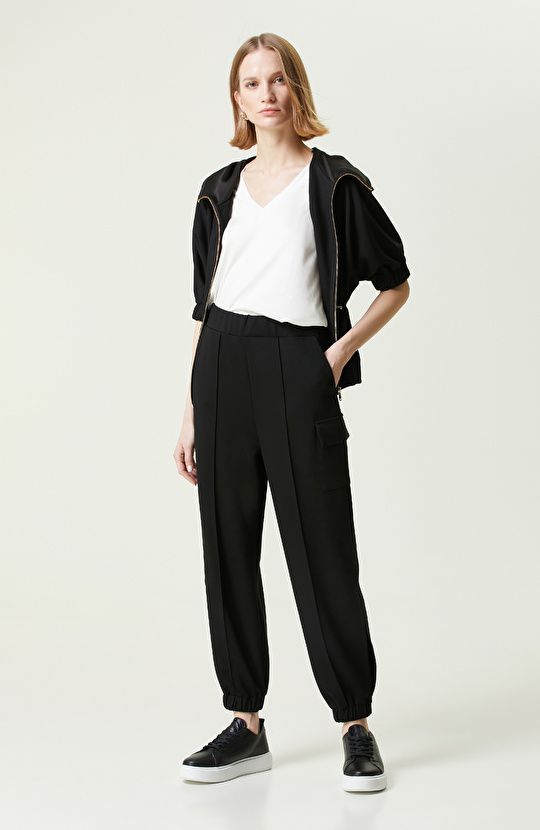 Siyah Lastik Paça Eşofman