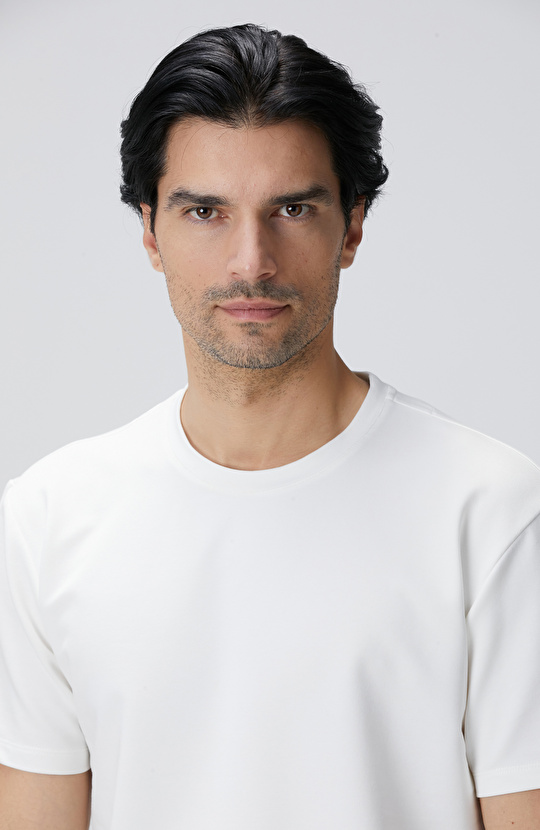 N-Tech Kırık Beyaz Basic T-shirt