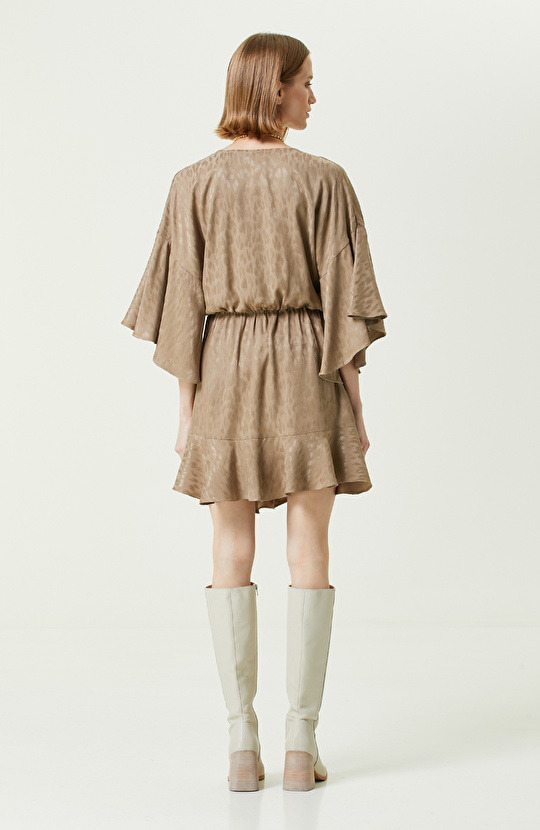 Vizon Kruvaze V Yaka Kolu Volanlı Elbise