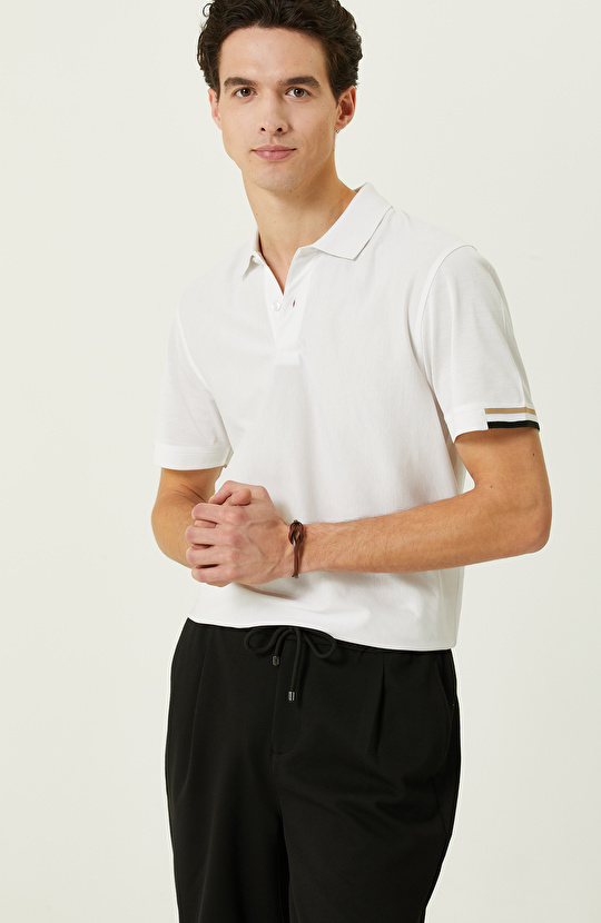 Beyaz Polo Yaka T-Shirt