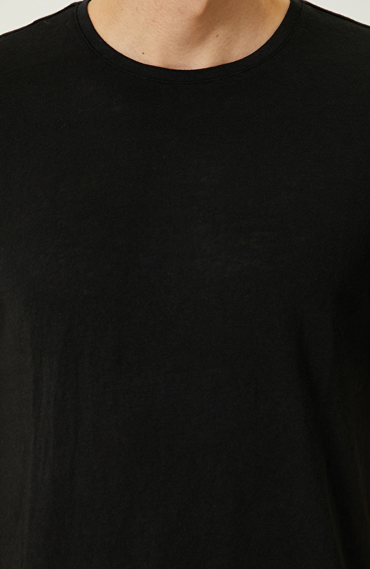 Siyah Kısa Kollu Bisiklet Yaka T-shirt