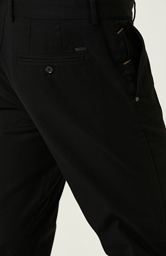 Siyah Düz Paça Casual Pantolon