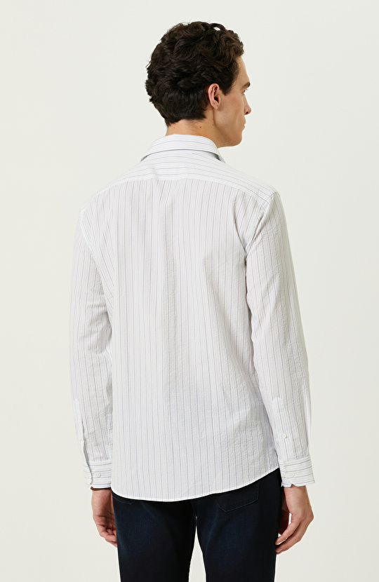 Beyaz Mavi Çizgili Gömlek