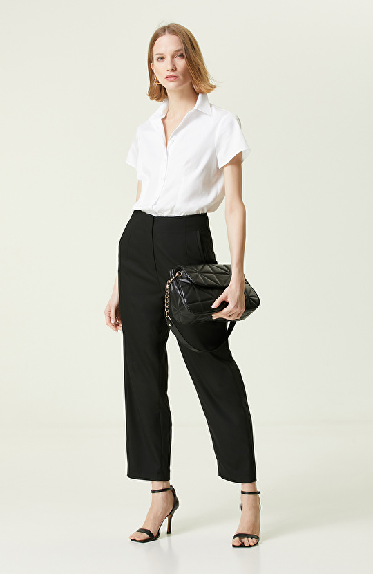 Beyaz Kısa Kollu Gömlek