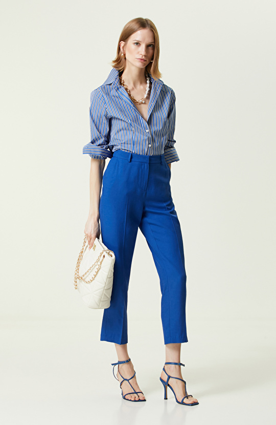 Beyaz Lacivert Uzun Kollu Pamuklu Gömlek