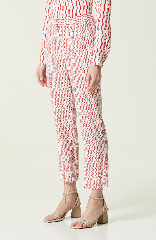 Beyaz Kırmızı Desenli Yüksek Bel Pantolon