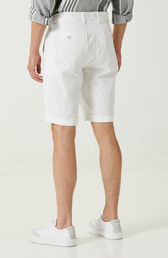 Beyaz Duble Paça Şort