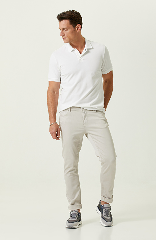 Beyaz Polo Yaka T-Shirt