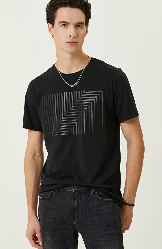 Siyah Baskılı Bisiklet Yaka T-Shirt
